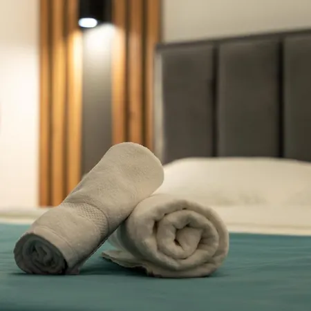 Zelenbor 4 Luxury&spa Apartment *