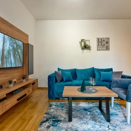 Zelenbor 4 Luxury&spa Apartment