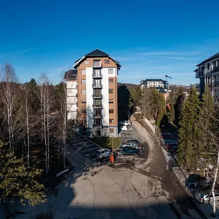 Zelenbor 4 Luxury&spa Apartment